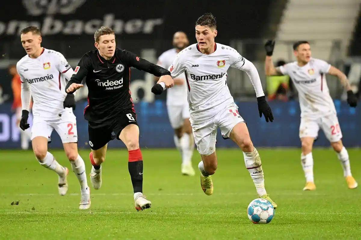 米兰体育app-法兰克福主场轻取对手,冲击欧冠资格的简单介绍