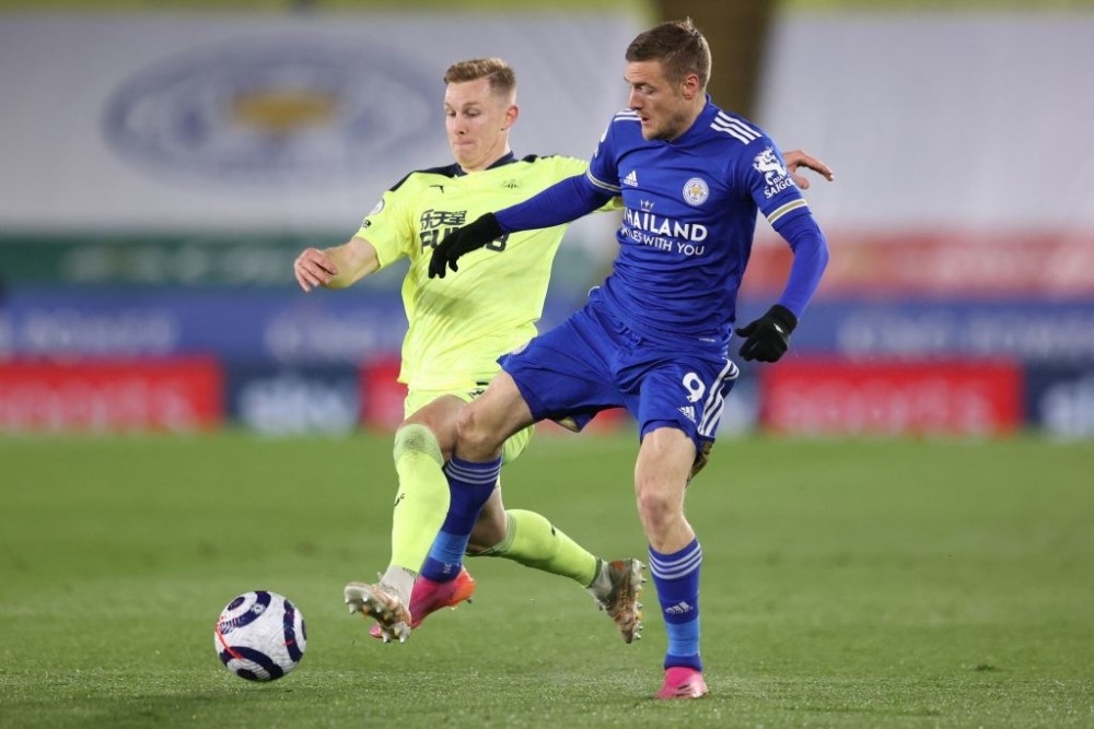 诺里奇客场爆冷击败曼联,取得意外胜利 诺里奇客场爆冷击败曼联,取得意外胜利