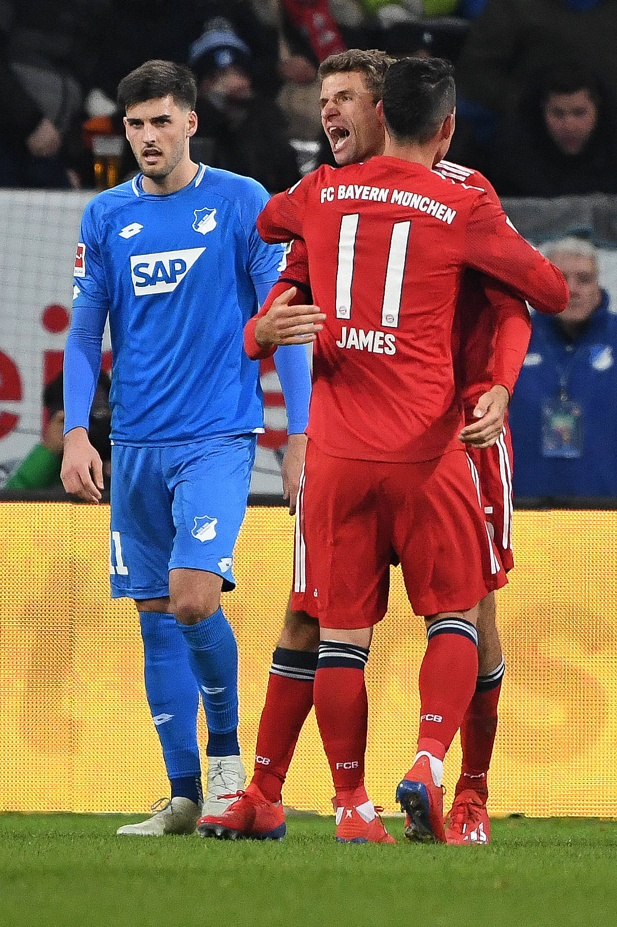 拜仁慕尼黑执意向联赛冠军发起冲击的简单介绍