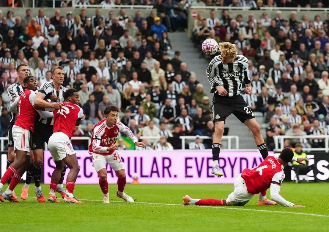 阿森纳遭遇逆转惨淡出局的简单介绍 阿森纳遭遇逆转惨淡出局的简单介绍