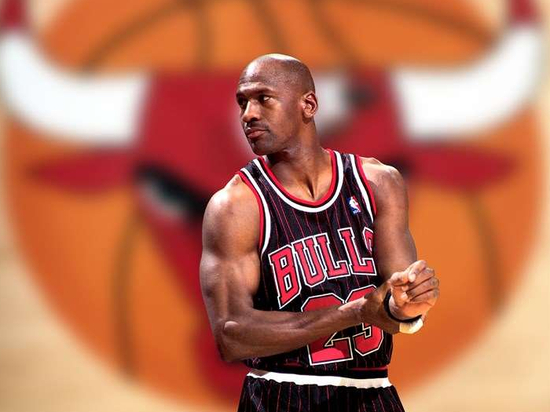 篮球明星球员突破重大个人记录的简单介绍